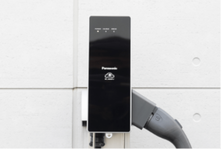 環境にも配慮した、電気自動車充電ステーション